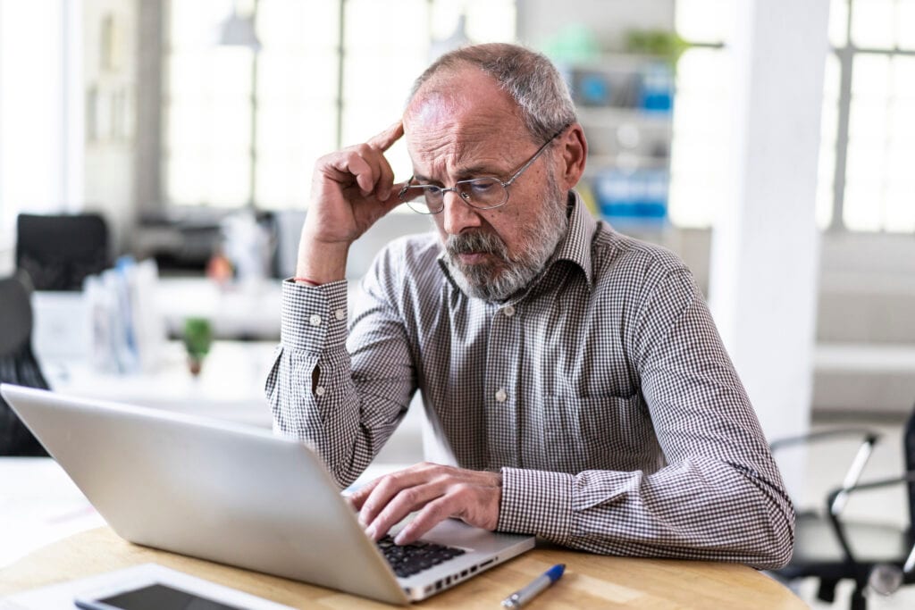 senior man laptop gettyimages pVIWK