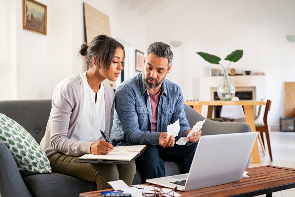 Couple working on taxes. ncVJUD.width