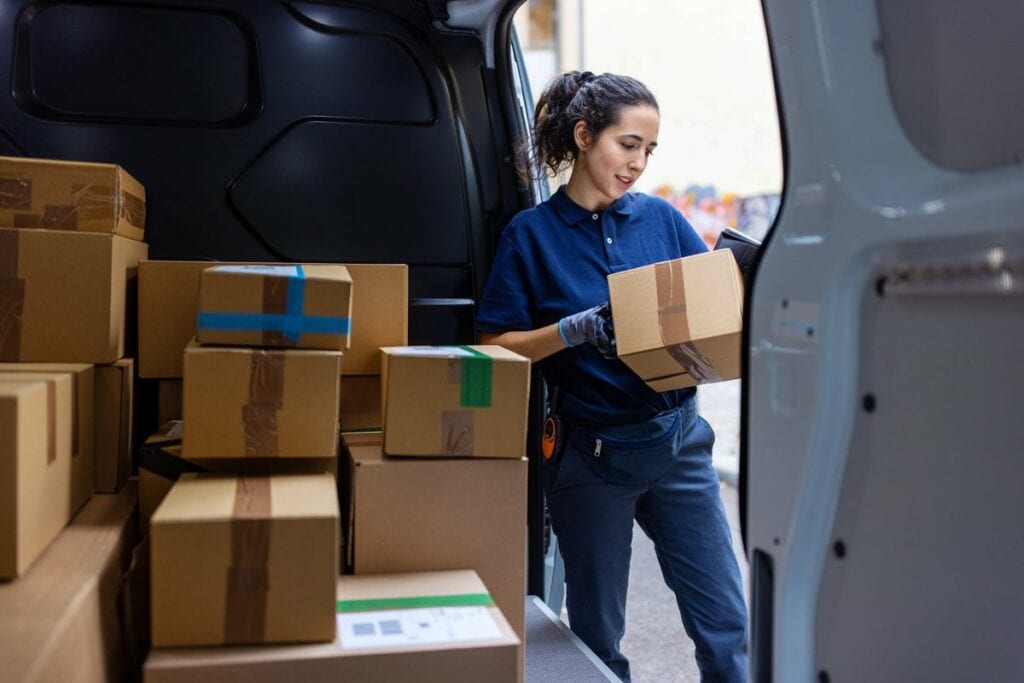 woman delivery truck fCsHPg.width