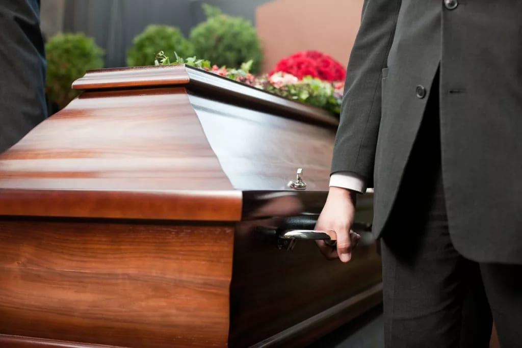 funeral GettyImages .original kfoE.width .jpg