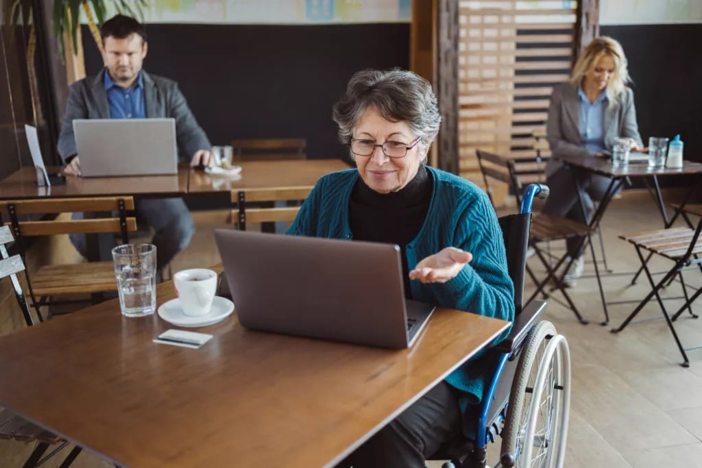 getty wheelchair laptop.jpg