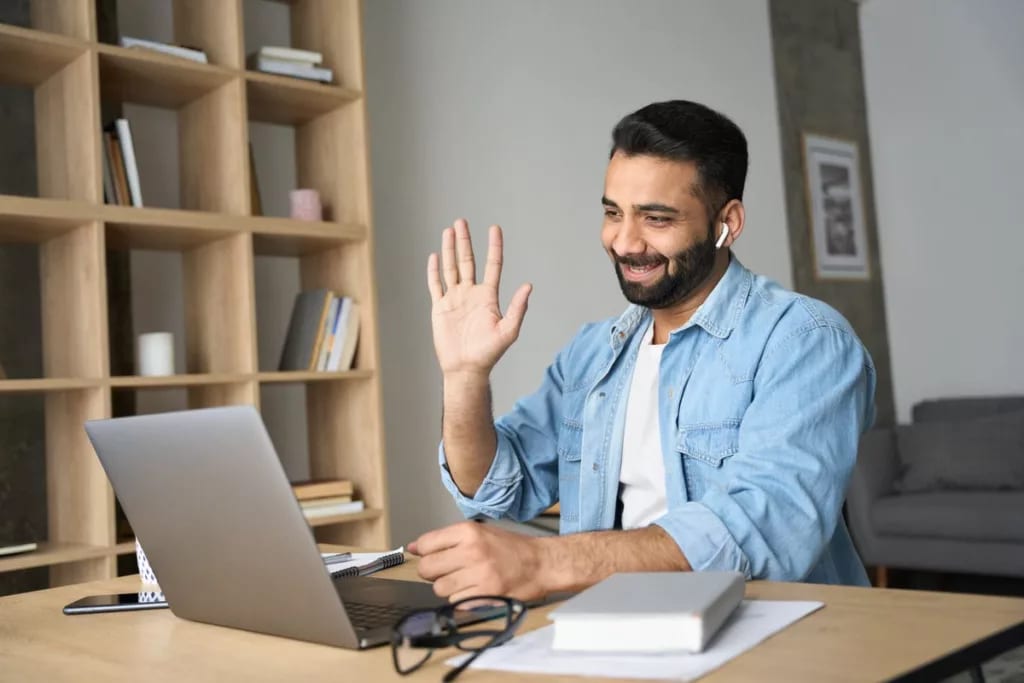 person working from home CYbfeE.width .jpg