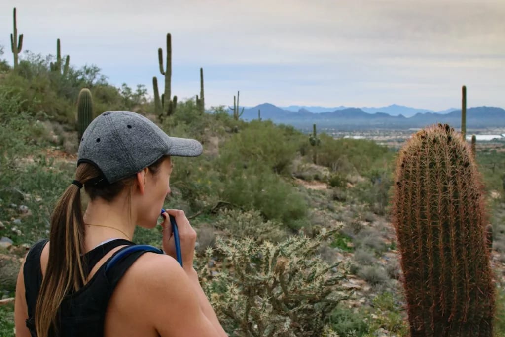 Woman hiking desert trail rkYFsP.width .jpg