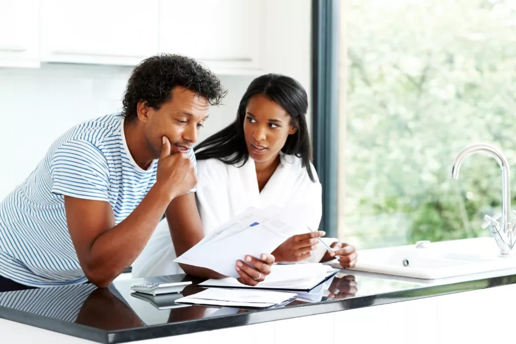 bills personal finance couple stress.jpg