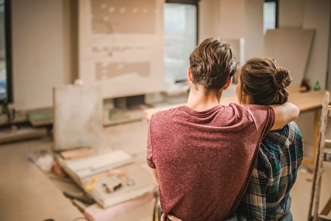 two people new construction home iUhxb.width .jpg