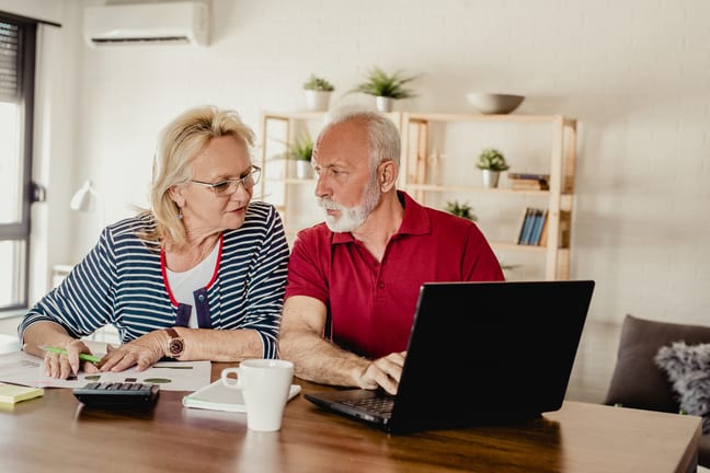 getty images senior couple laptop.jpeg