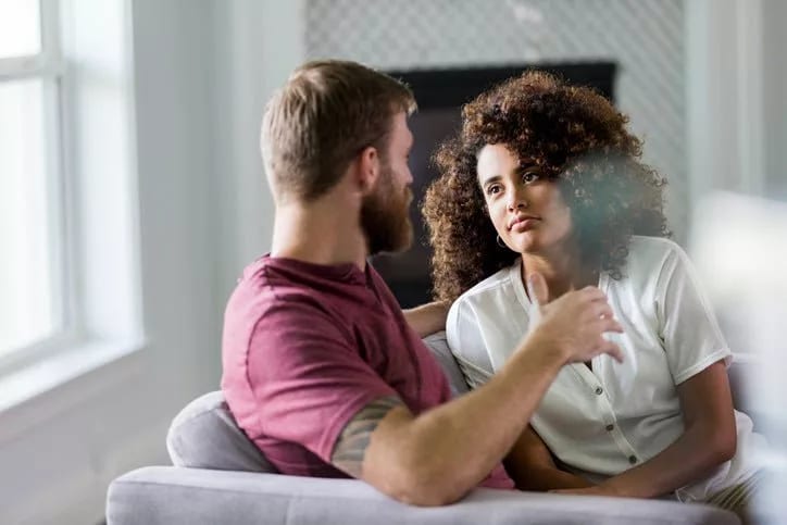 couple talking on couch dvRIvW.width .jpg