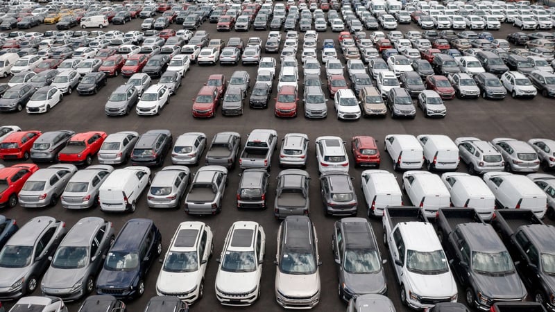 GM Just Announced a $20 Billion Buyback. Tesla Trades at 350 Times Earnings. Here’s Which Auto Stock I’d Buy Today.