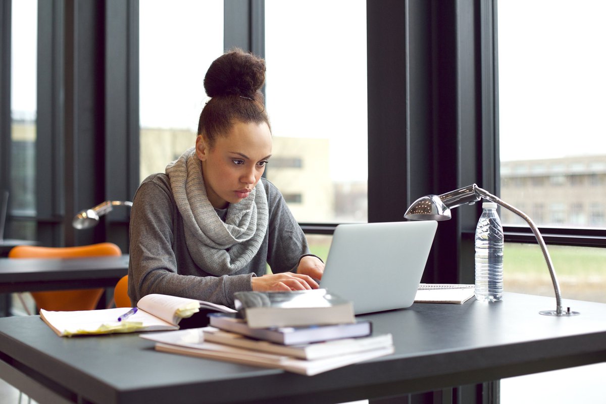 college student studying GettyImages .width tLieE.jpg