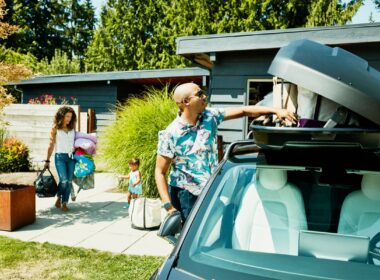 2 Reasons It Does — and Doesn't — Pay to Visit Disney When Your Kids Are Very Young