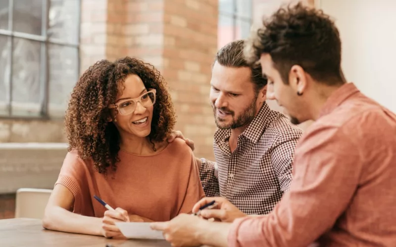 4 Red Flags to Spot When You're Looking for a Financial Advisor