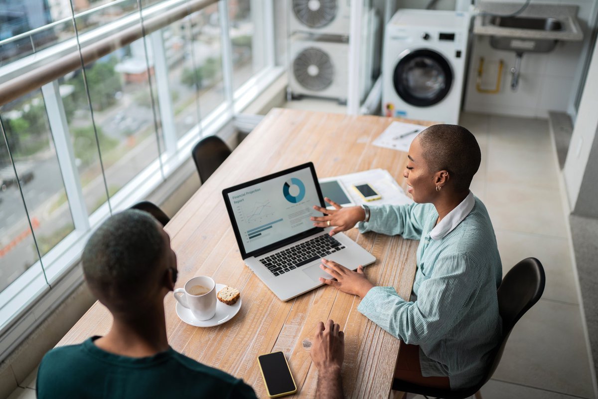 I Check My Credit Score Every Week. Here’s What I’ve Learned