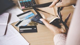 3 Reasons Americans Can’t Stop Living Paycheck to Paycheck in 2026