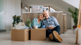 Median Home Prices Are Dropping. Here’s What That Means for Retirees Trying to Relocate.