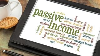 How to Use the Summer Lull to Get Your Retirement Income Strategy on Track