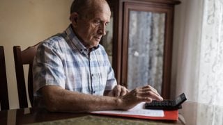 If the Fed Raises Interest Rates in 2026, How Will It Impact Retirees?
