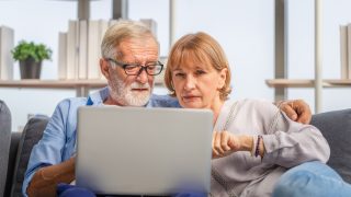 3 Things to Do if the Stock Market Crashes as Soon as You Retire